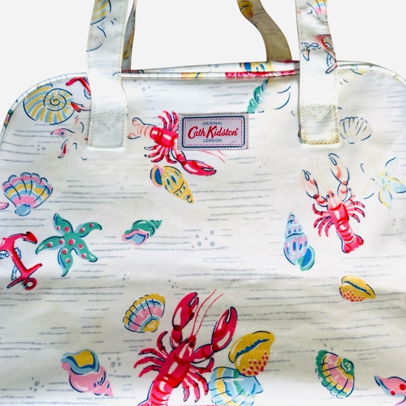 Cath Kidston London oil cloth beach bag with lobster, shell, starfish print - Picture 3 of 6